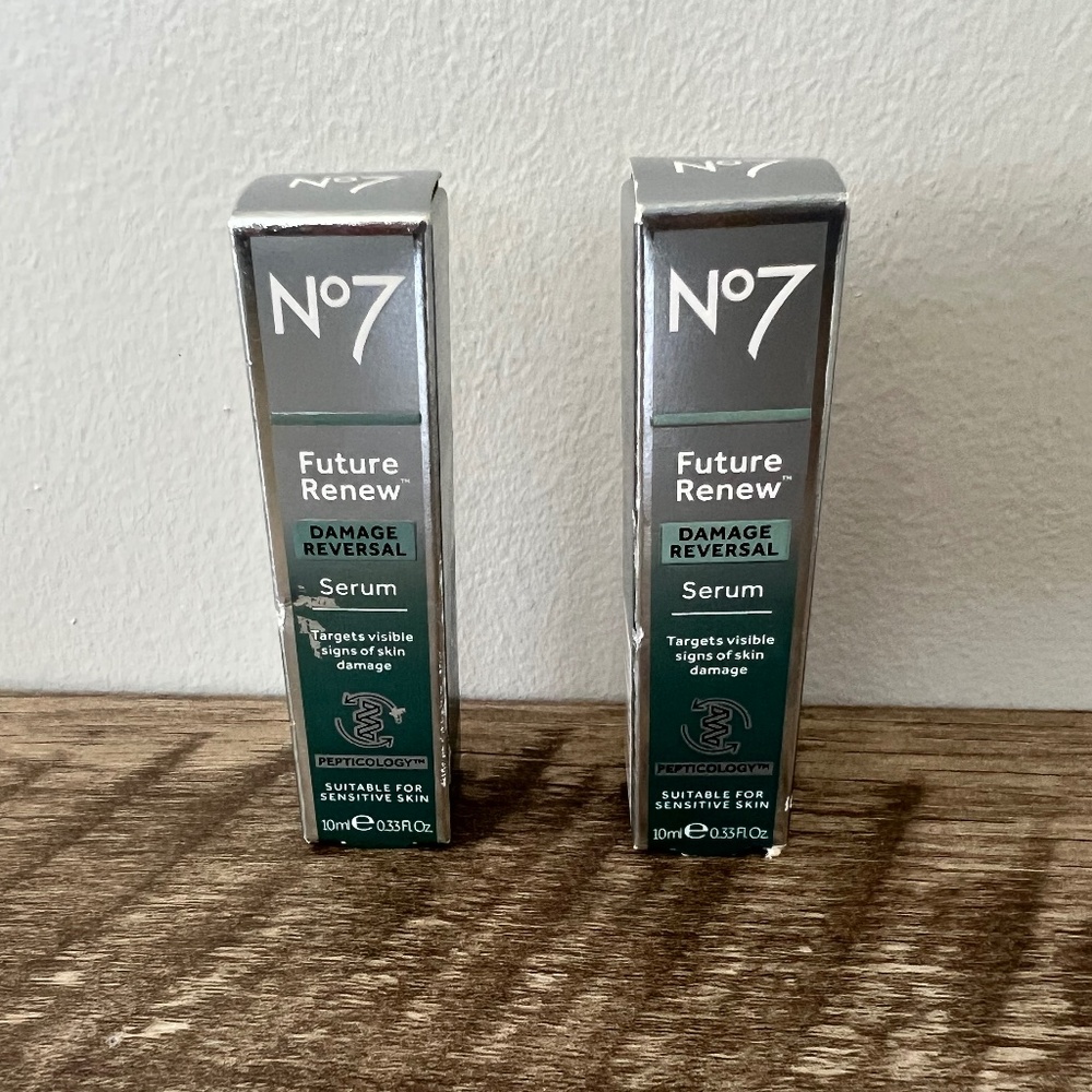 NIB: Set of 2 No7 Future Renew Damage Reversal Serum 10 ml 0.33 fl oz each